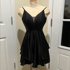 Alyce Paris Elegant Black Mini Dress